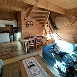 Osada Sprzycka Jaktstuga *